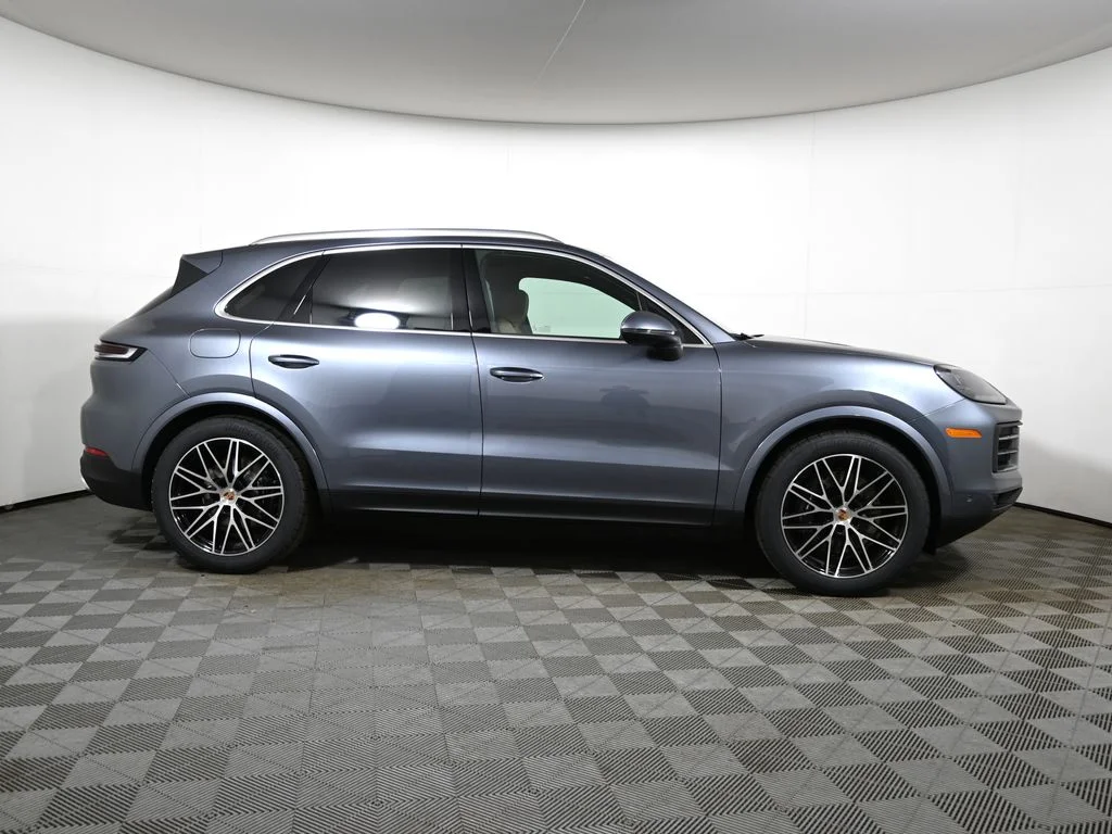 2026 Porsche Cayenne Base - Photo 8