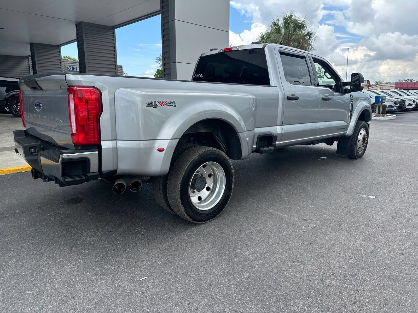 Used 2024 Silver Metallic Ford XLT image 4