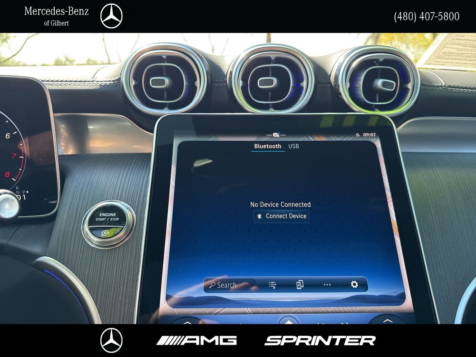 Used 2025  Mercedes-Benz GLC 300 image 26