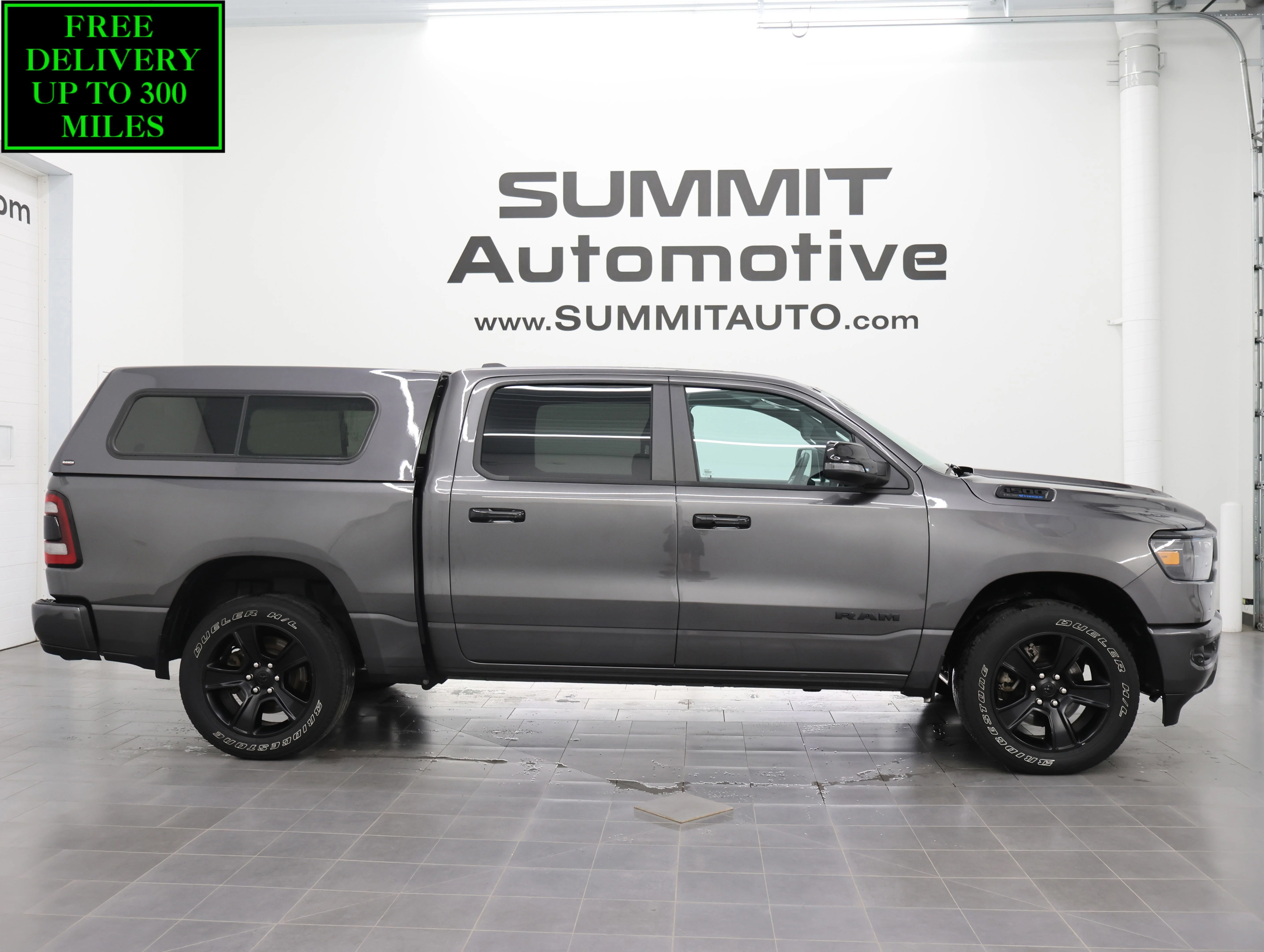 2024 RAM 1500 Big Horn/Lone Star 4x4 Crew Cab 5'7's photo