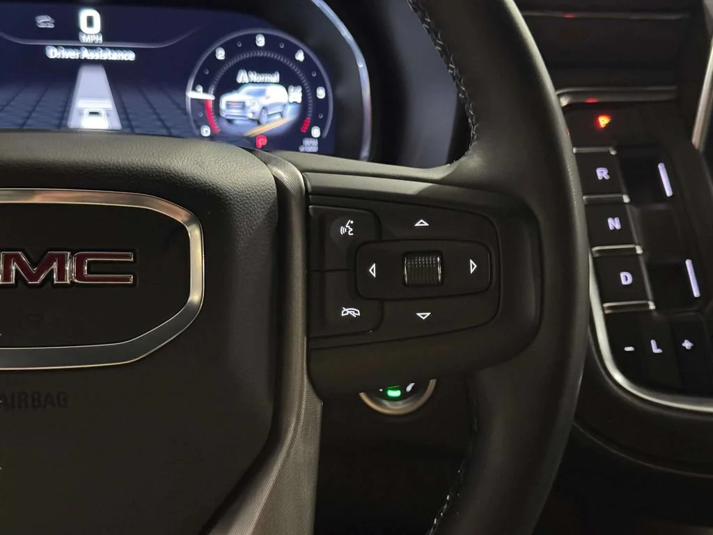 2024 GMC Yukon XL SLT - Photo 15