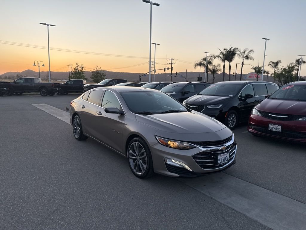 Used 2022 Chevrolet Malibu 1LT with VIN 1G1ZD5ST3NF139178 for sale in Hemet, CA