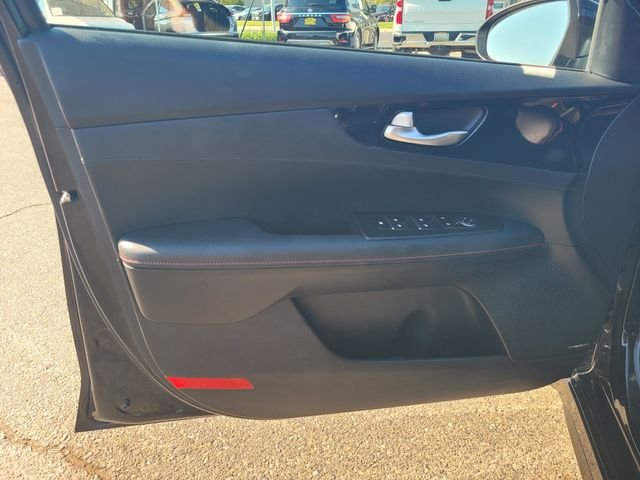 Used 2023 Black Kia GT image 18
