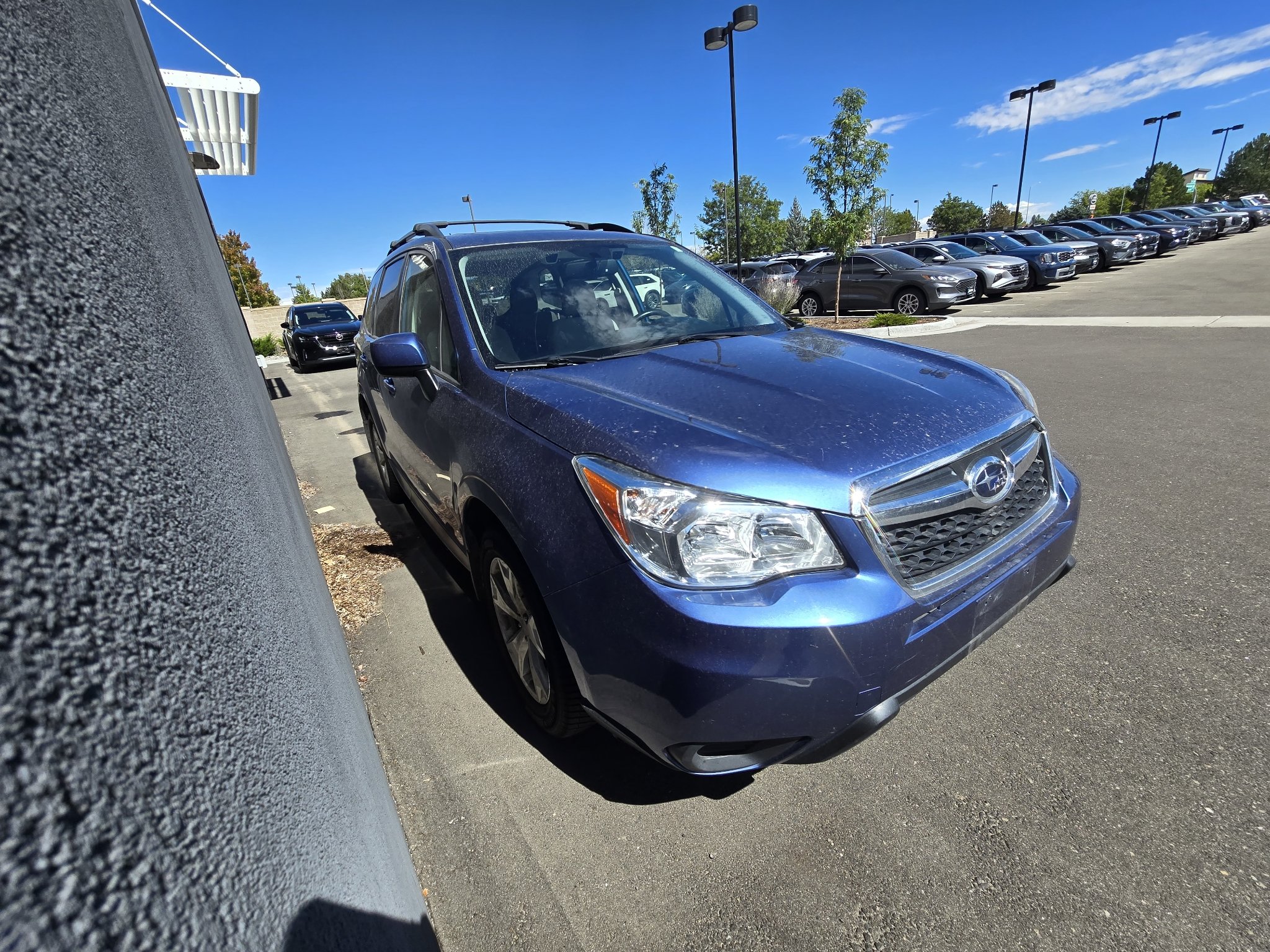 Used 2015 Quartz Blue Pearl Subaru 2.5i Premium image 6