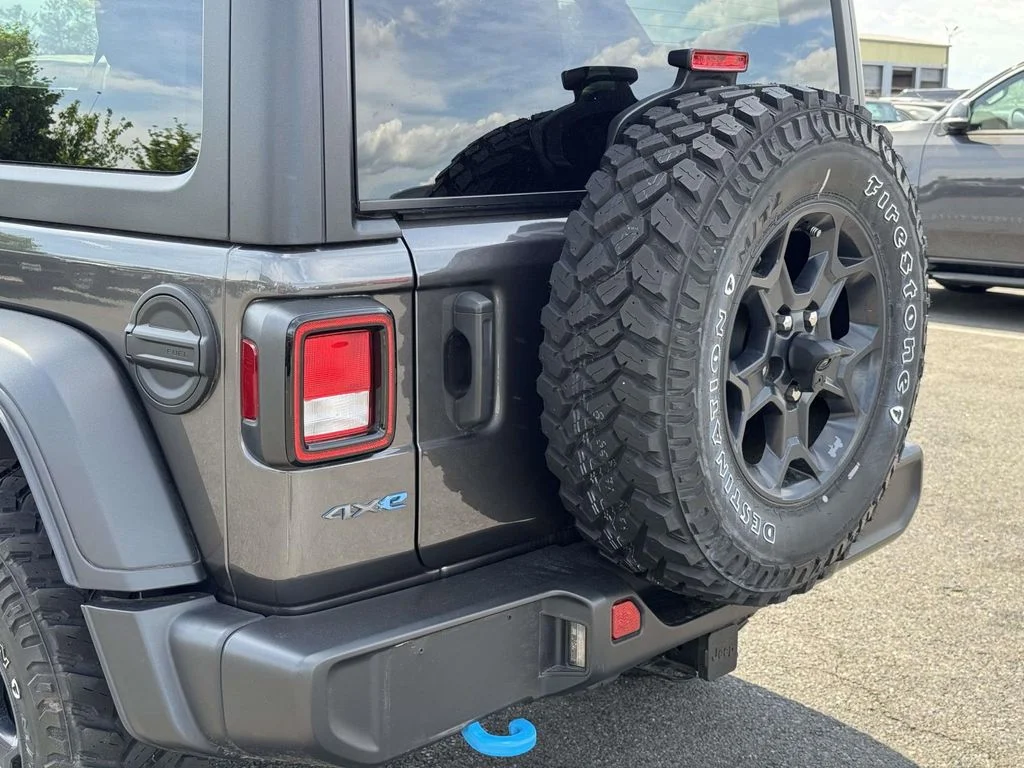 Used 2023 Gray Jeep Willys 4xe image 10