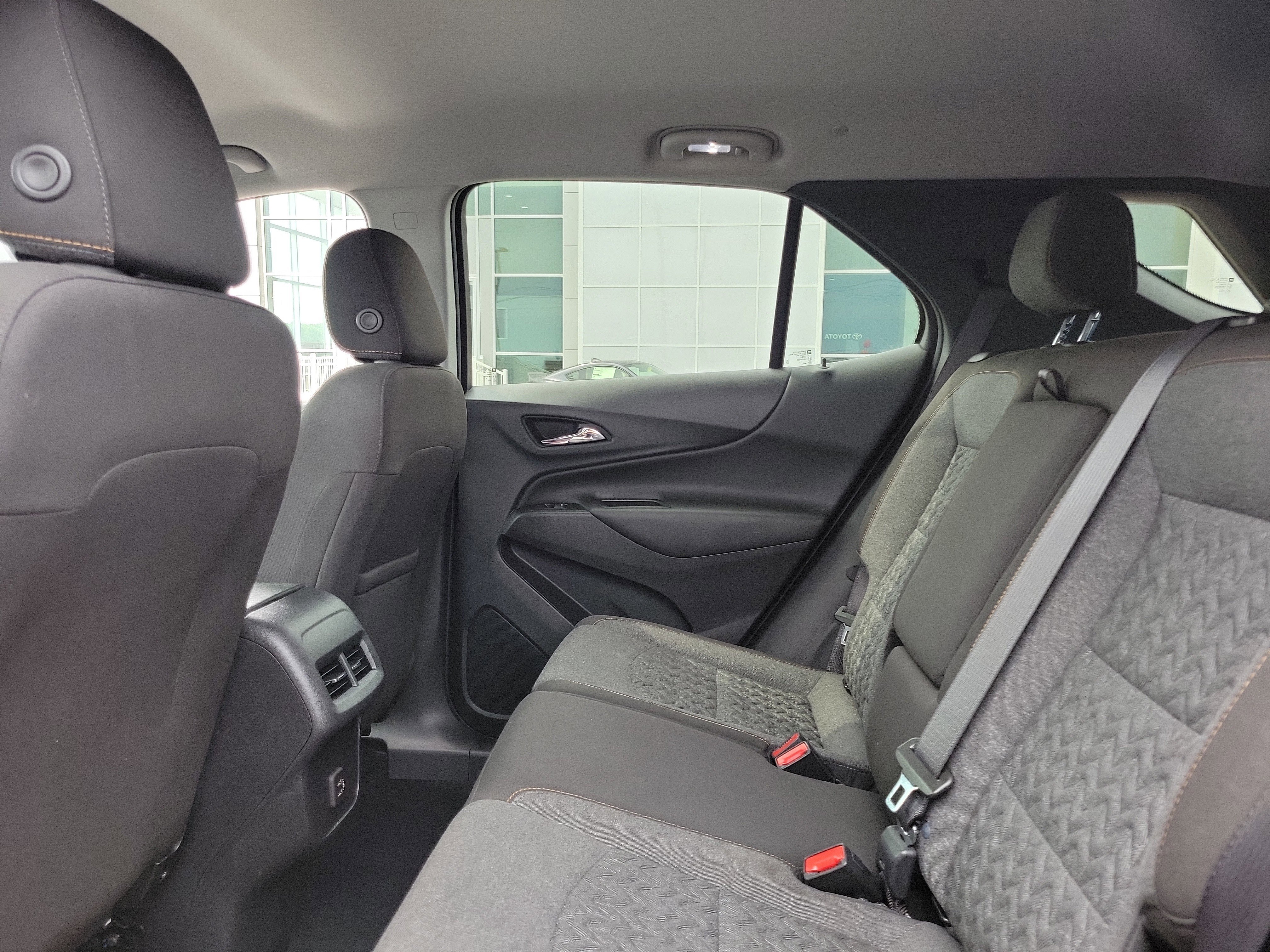 2023 Chevrolet Equinox LT - Photo 11