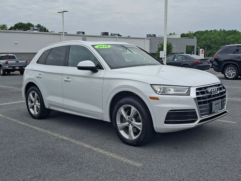 Used 2020 White Audi 45 Premium image 3