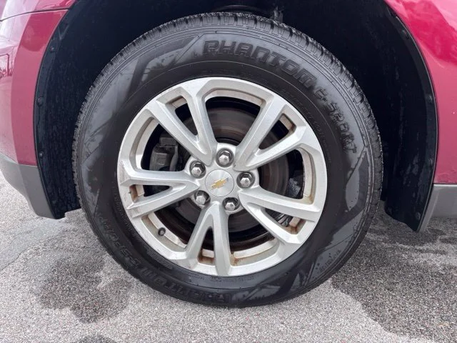 Used 2016 Red Chevrolet LT image 10
