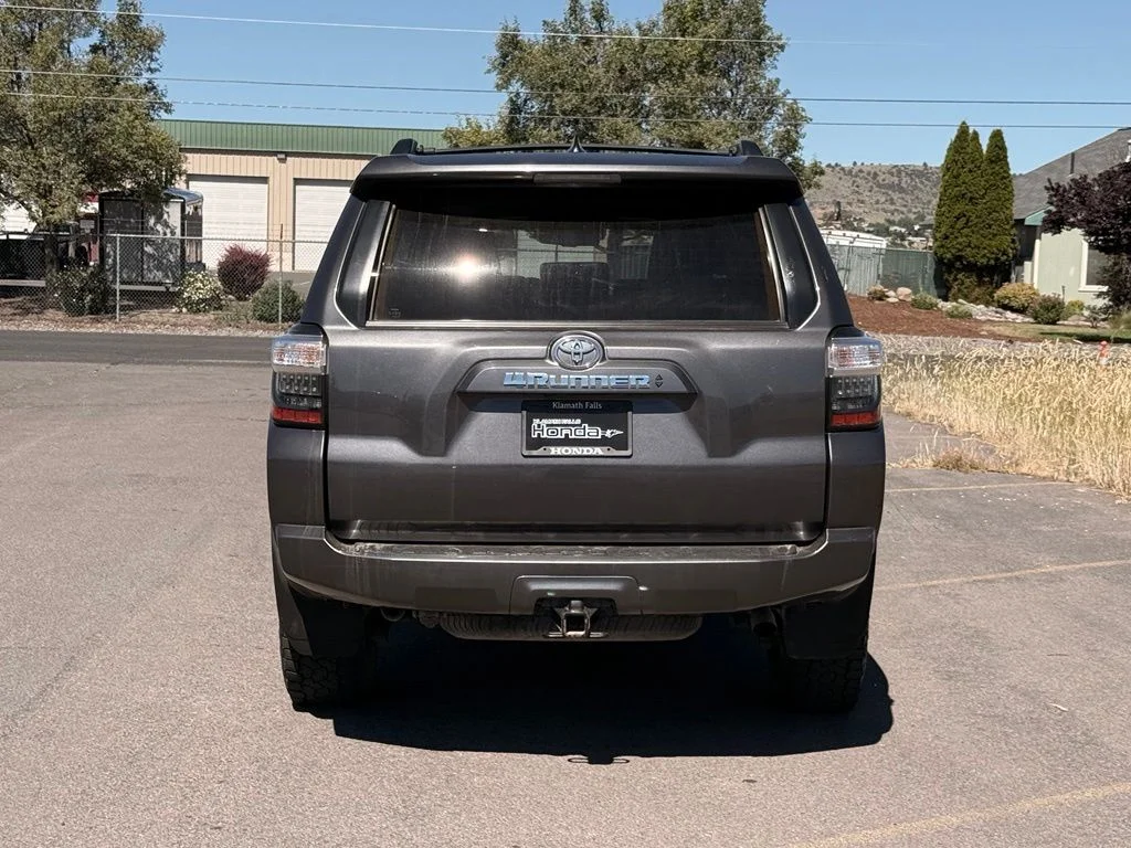 Used 2022 Magnetic Gray Metallic Toyota SR5 Premium image 5