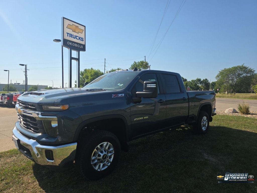 New 2026 Blue Chevrolet LT image 5