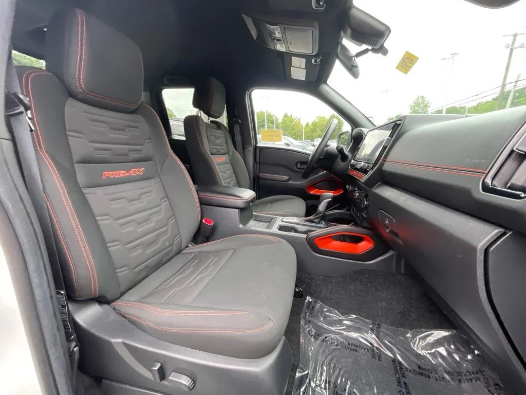 Used 2026 White Nissan PRO-4X image 18