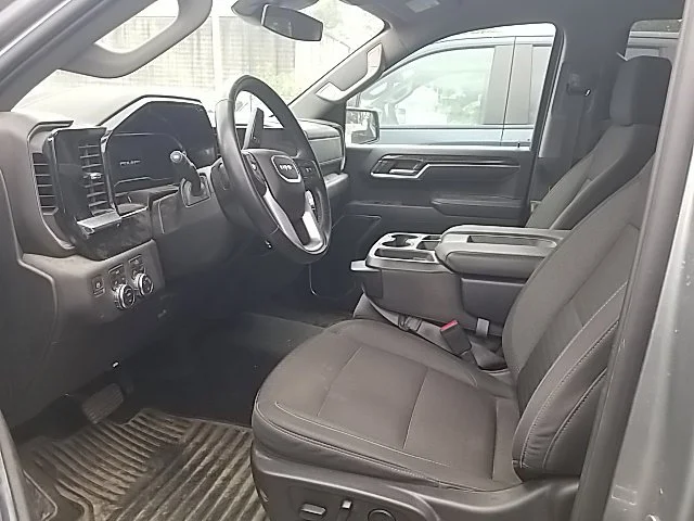 Used 2024 Silver GMC SLE image 33