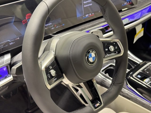 New 2026 Oxide Grey Metallic BMW 760i xDrive image 13