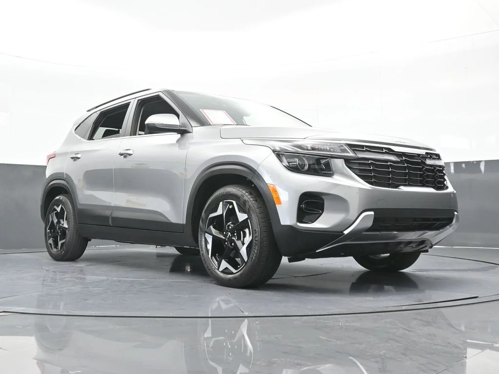 Used 2025 Steel Gray Kia EX image 59