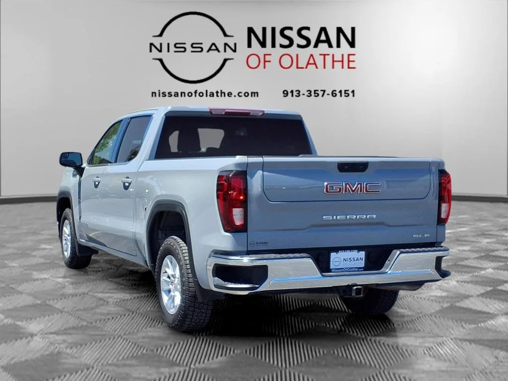 Used 2024 Gray GMC SLE image 3