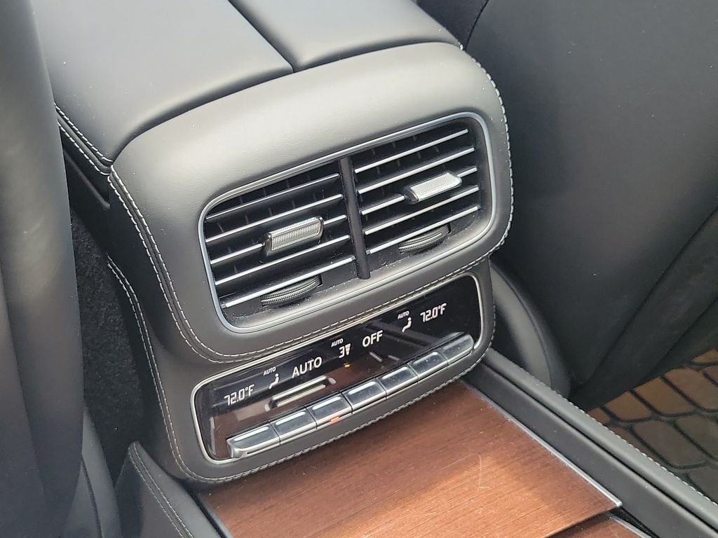 Certified Used 2023 Silver Mercedes-Benz Maybach GLS 600 image 19