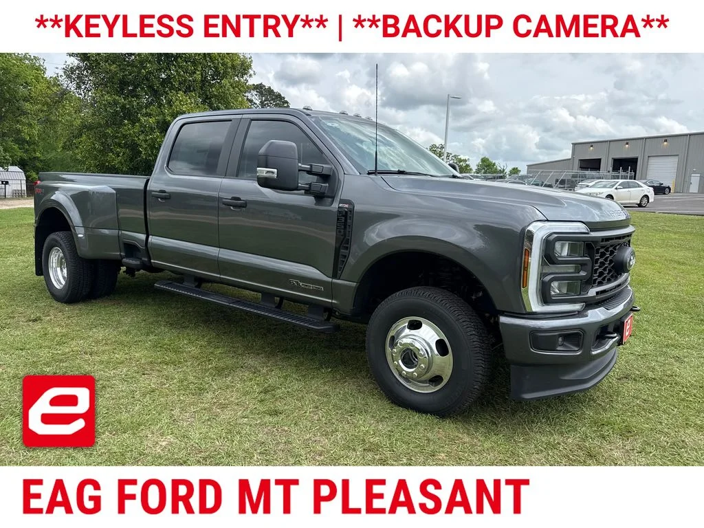 2026 Ford F-350 XL 4x4 Crew Cab 8' Box DRW's photo