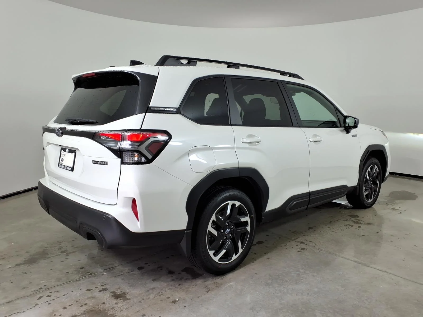 New 2026 CRYSTAL WHITE PEARL SUBARU Limited Hybrid image 24
