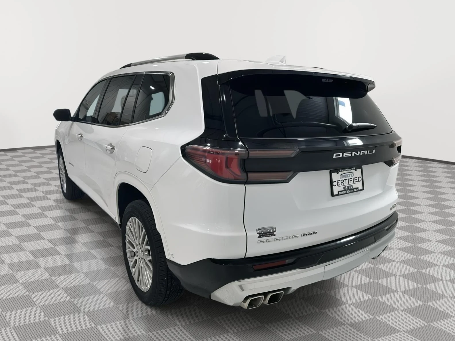 Used 2026 Summit White GMC Denali image 3