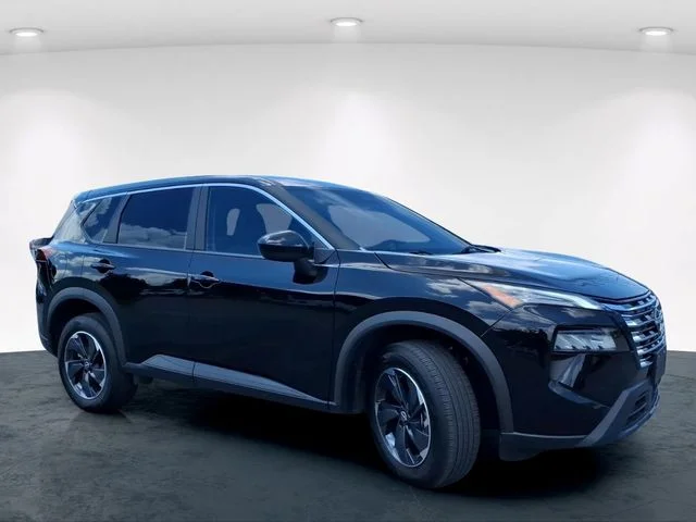 Used 2025 Black Nissan SV image 5