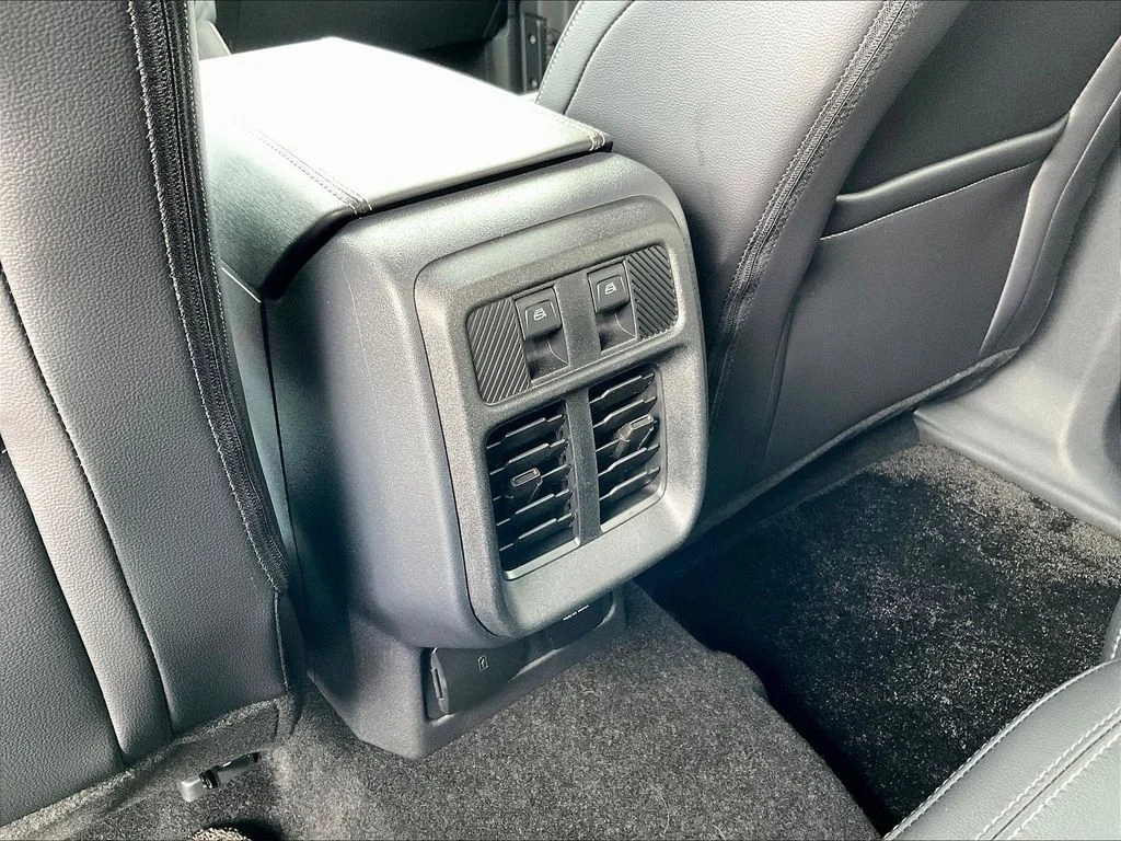 New 2026 Desert Sand Ford Outer Banks® image 17