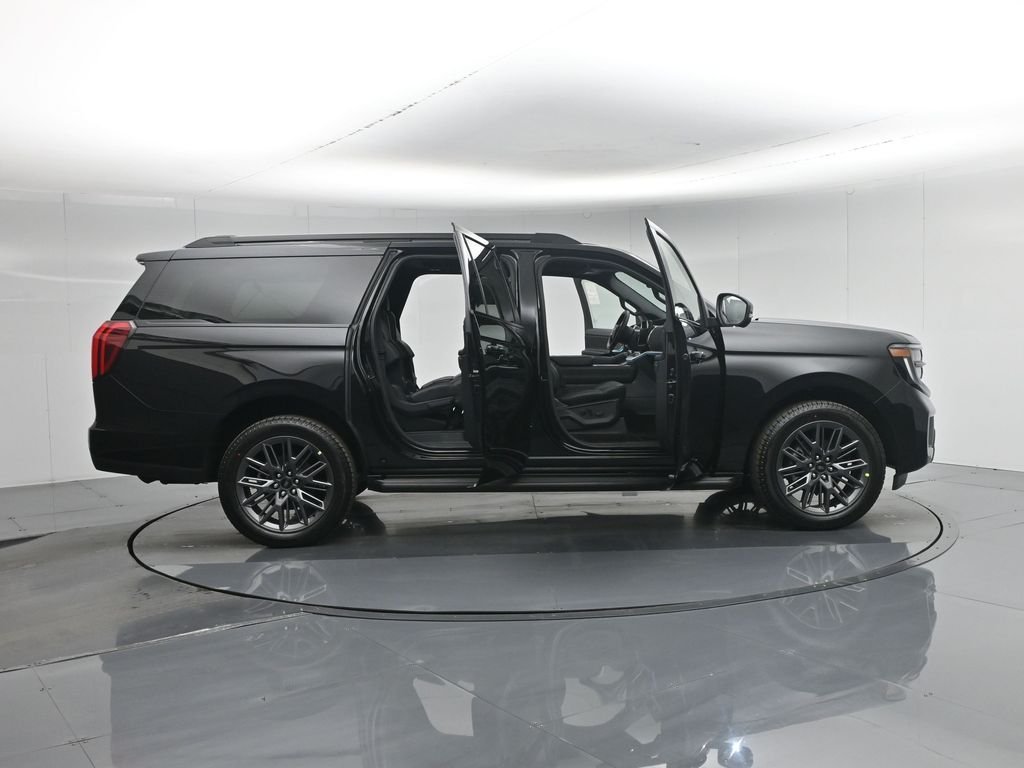 New 2026 Agate Black Metallic Ford Platinum image 4