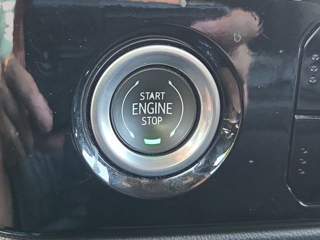Used 2023 Titanium GMC Elevation image 18