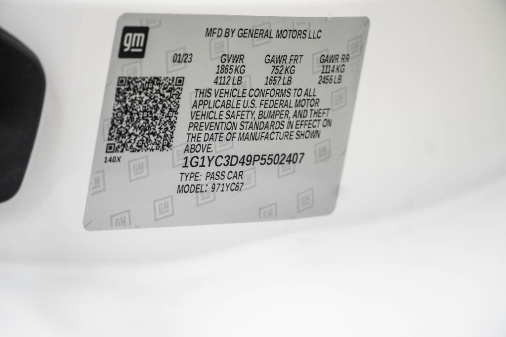 Used 2023 White Chevrolet Stingray image 47