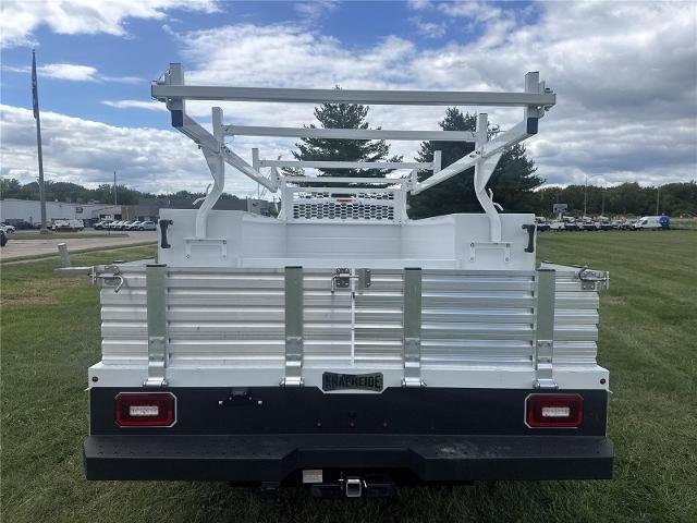 2025 Ford F-450 Super Duty Chassis Cab XL - Photo 21
