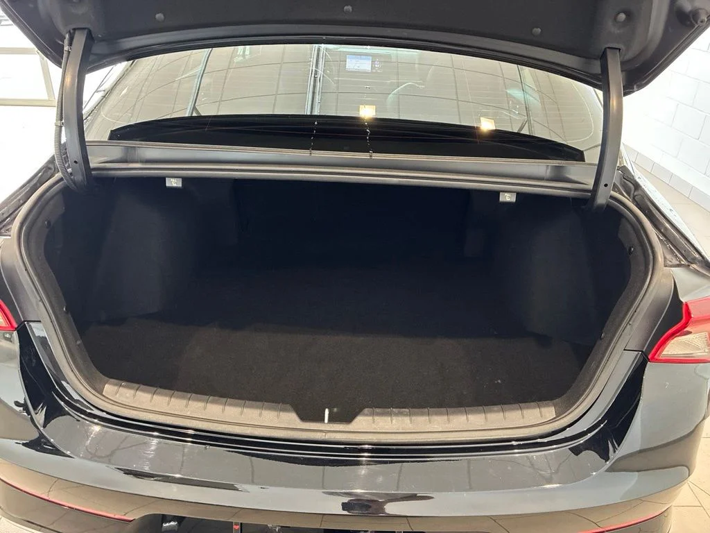 Used 2022 Black Kia GT-Line image 46