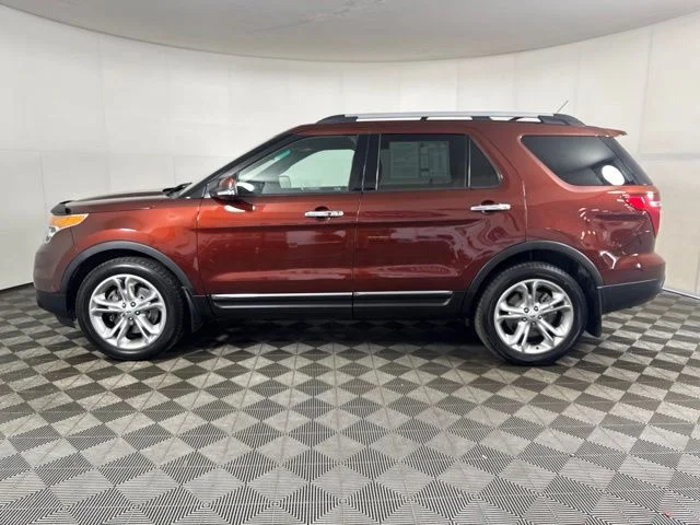 Used 2015 Bronze Ford Limited image 7