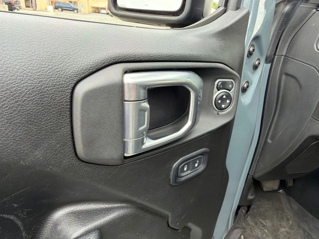 Used 2024 Gray Jeep Sport S image 11