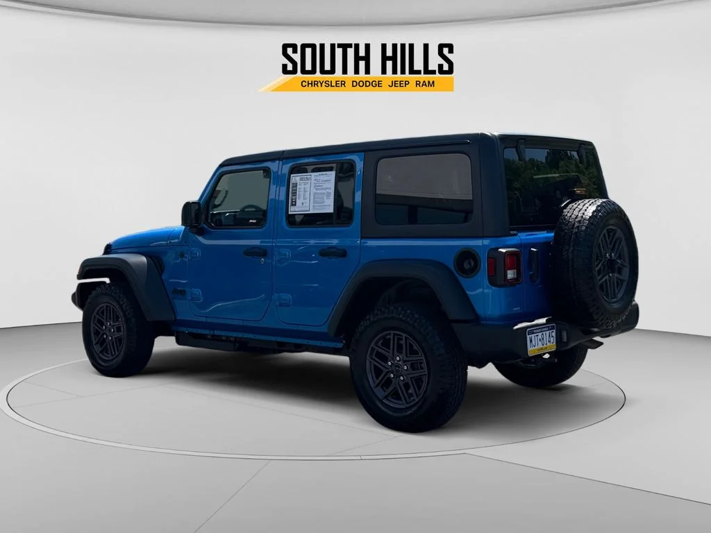 Used 2026 Blue Jeep Sport S image 3