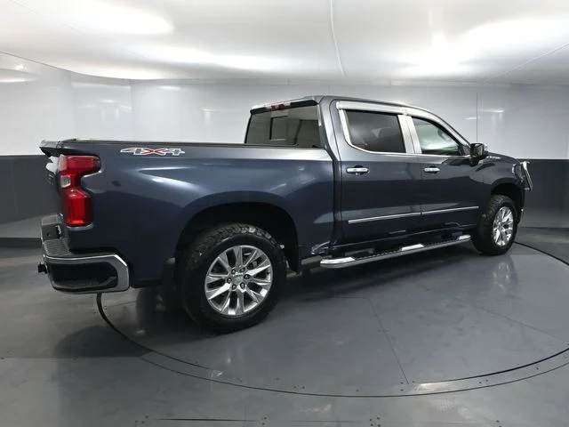Used 2020 Gray Chevrolet LTZ image 6