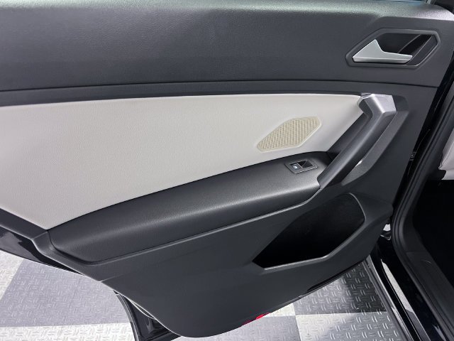 2021 Tiguan 2.0T SE R-Line Black Black · photo 18