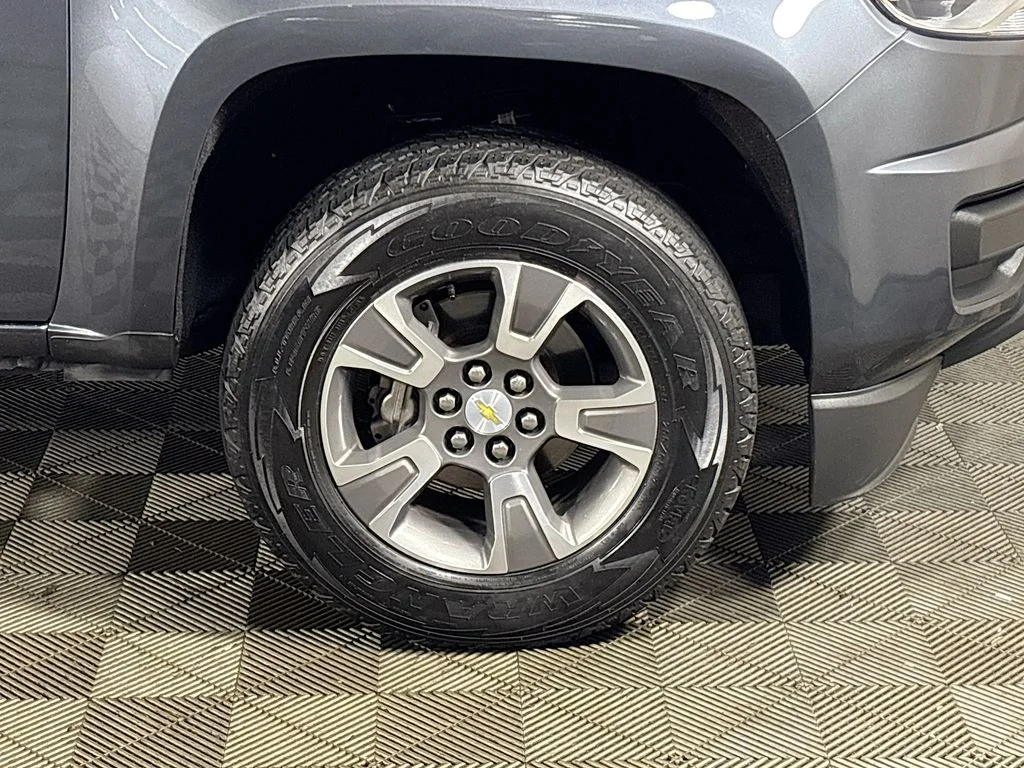 Used 2017 Gray Chevrolet Work Truck image 22