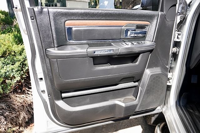 Used 2017 Silver Ram Laramie image 34