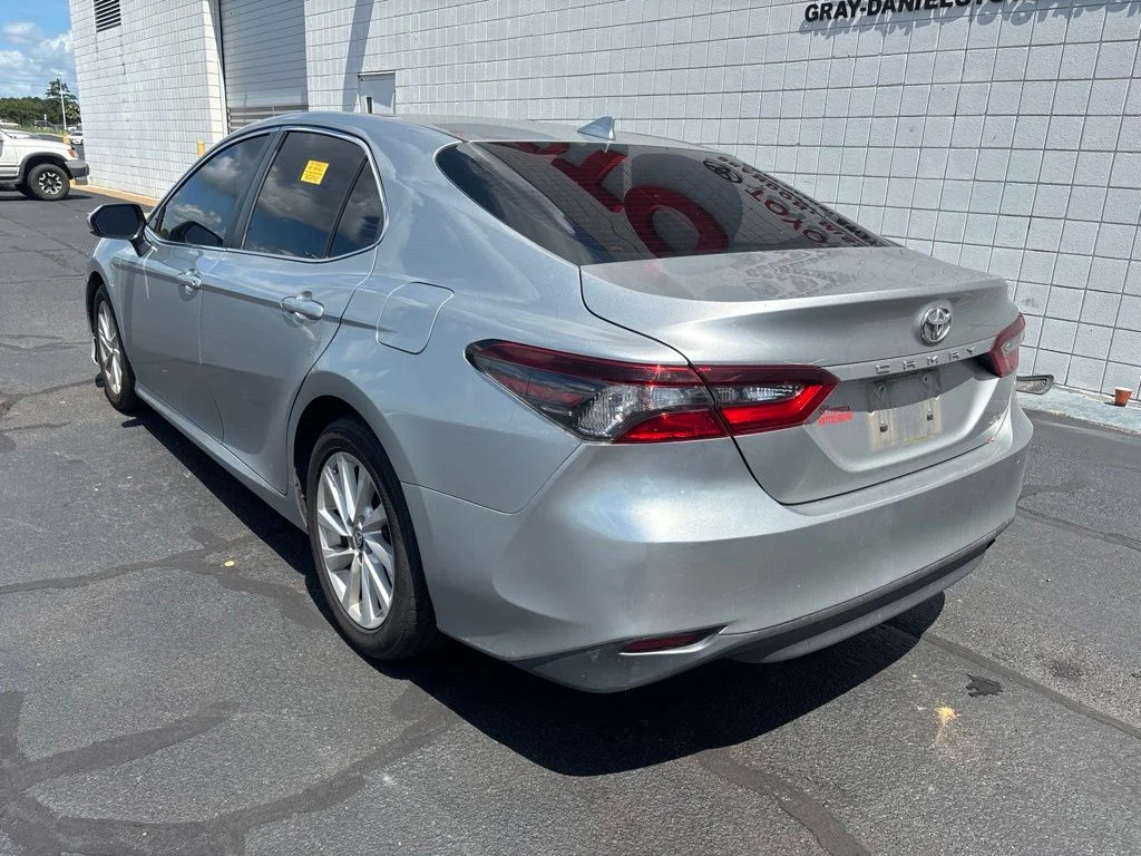 Used 2021 Silver Toyota LE image 5
