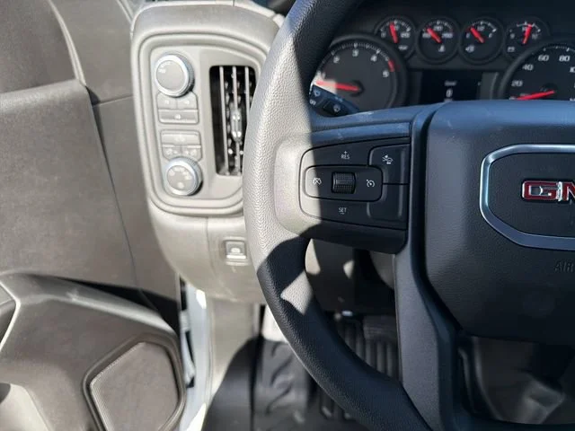 New 2026 Summit White GMC Pro image 21