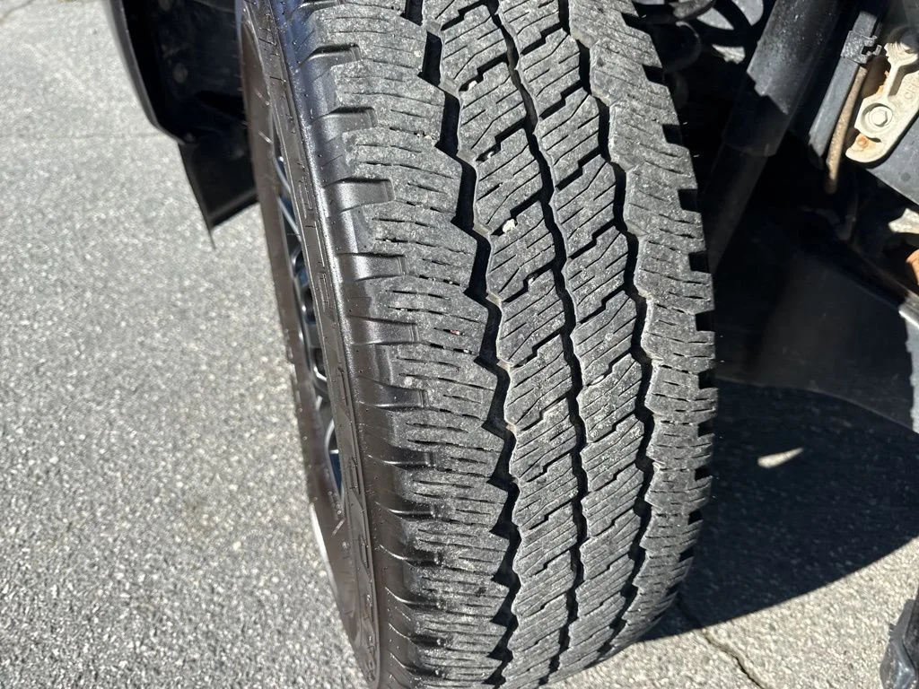 Used 2025 Black Ford Platinum image 36