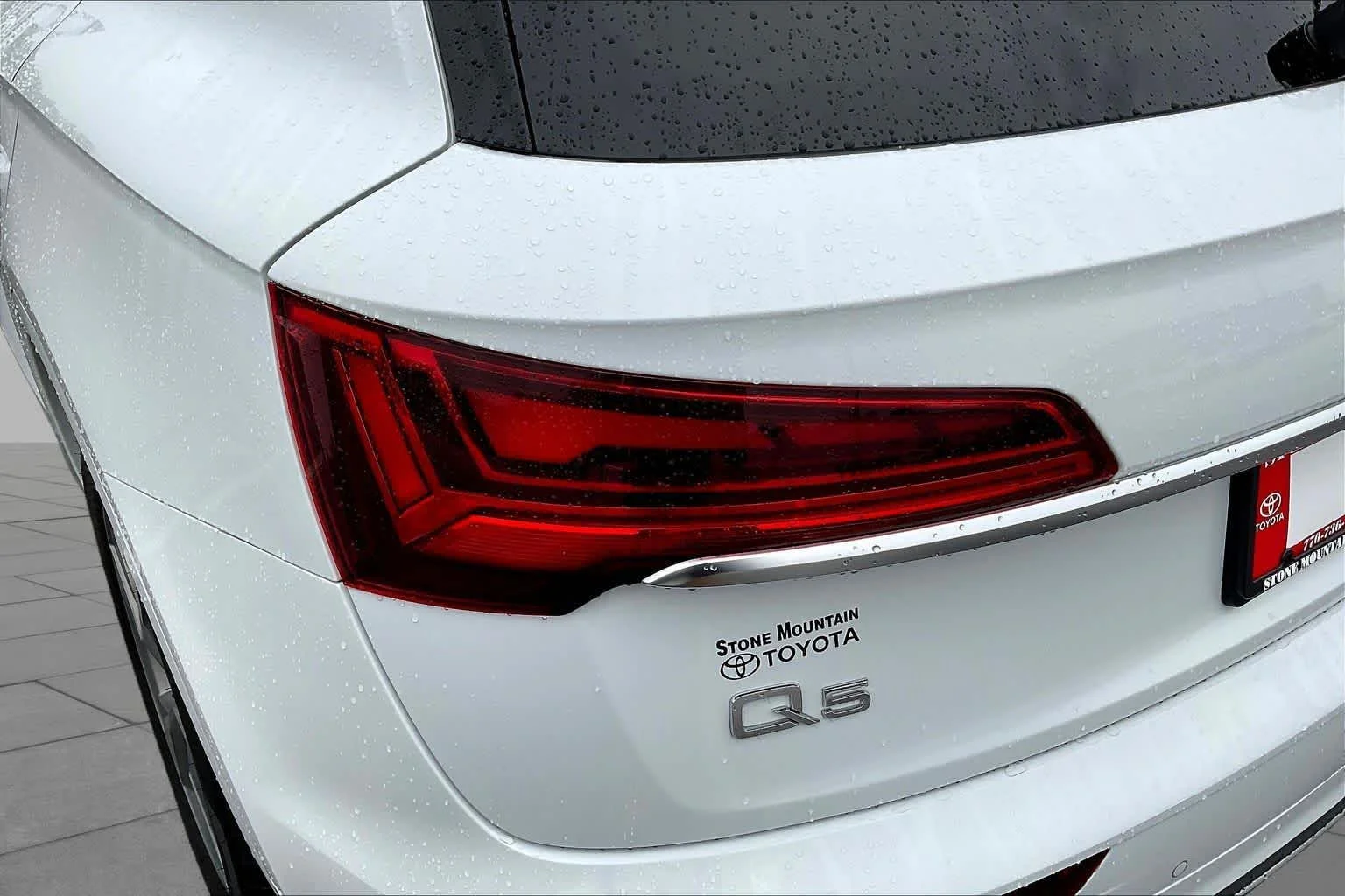 Used 2023 Ibis White Audi Premium Plus image 57