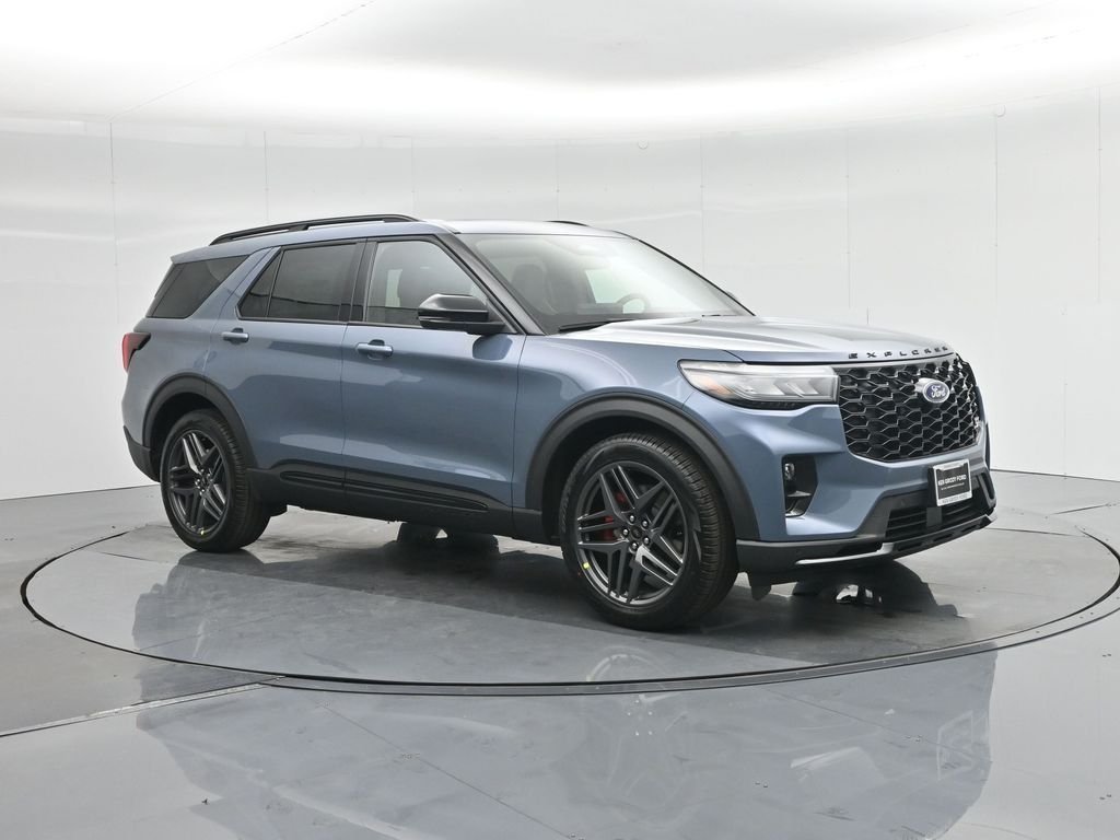 2025 Ford Explorer ST - Photo 30