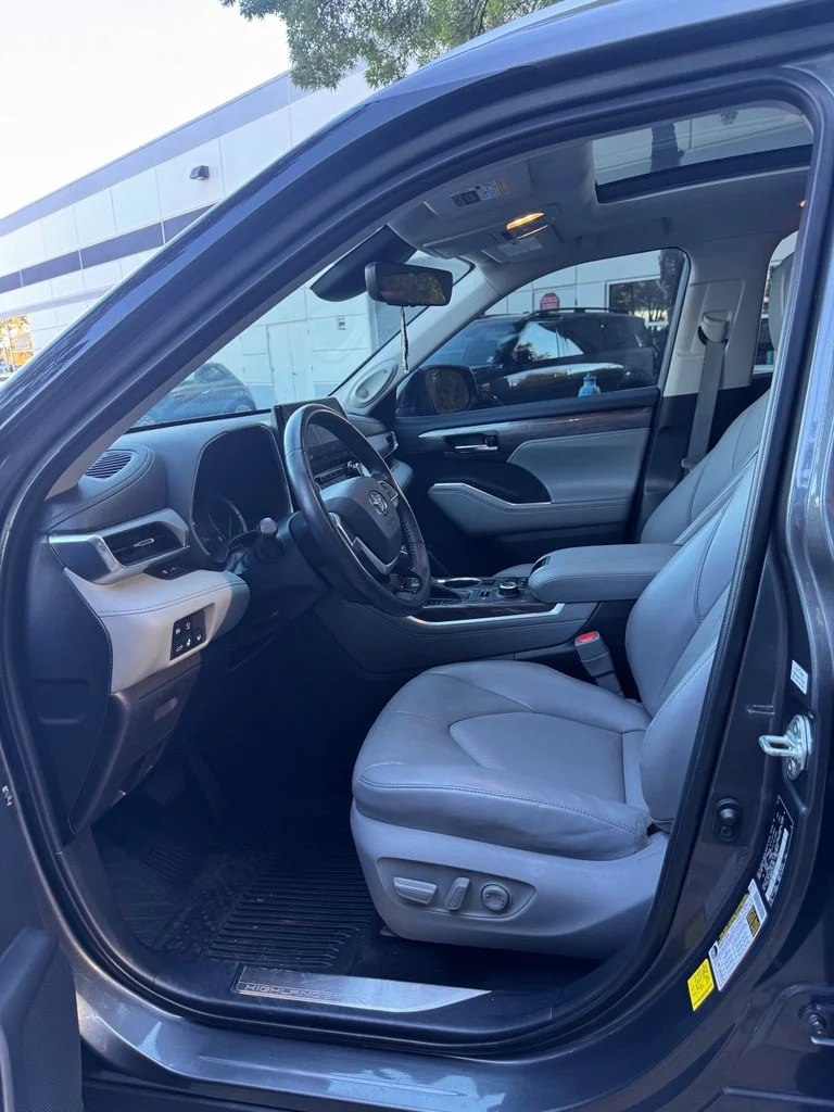 2022 Toyota Highlander Platinum - Photo 14