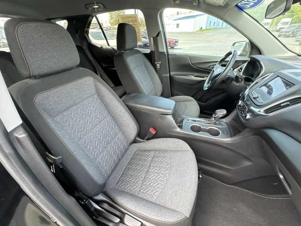Used 2022 Black Chevrolet LT image 24