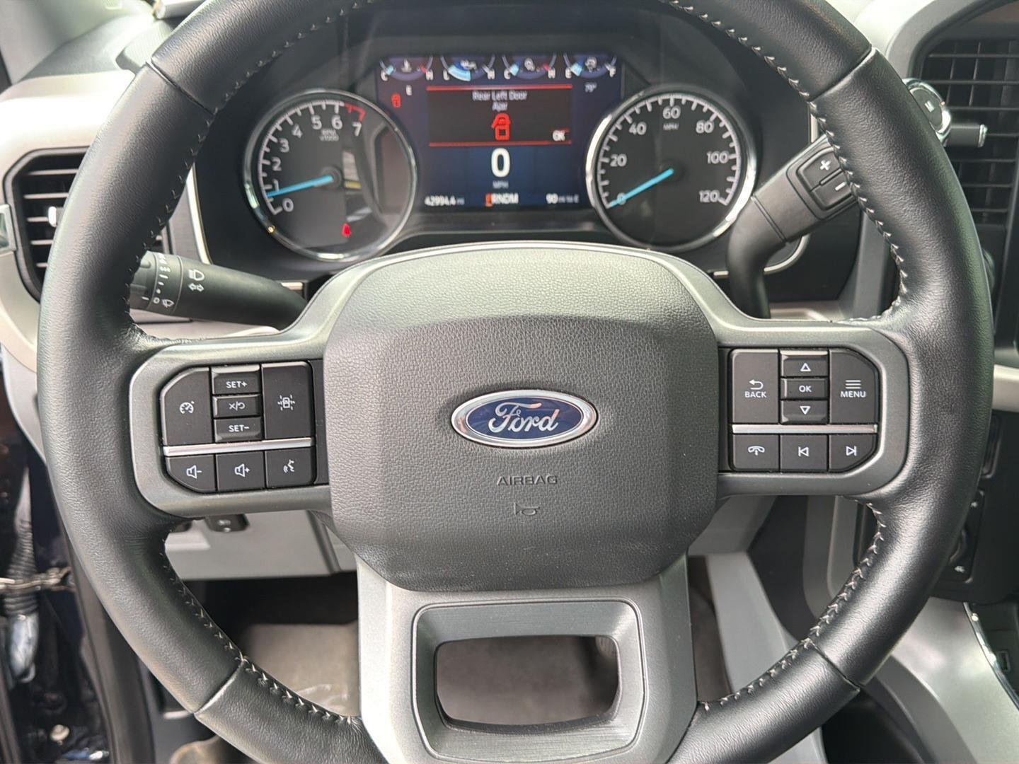 Used 2022 Antimatter Blue Ford XLT image 20