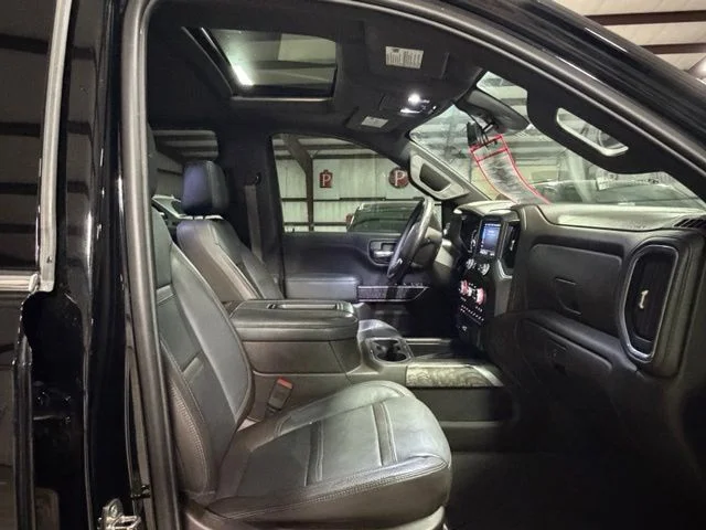 Used 2019 Black GMC Denali image 11