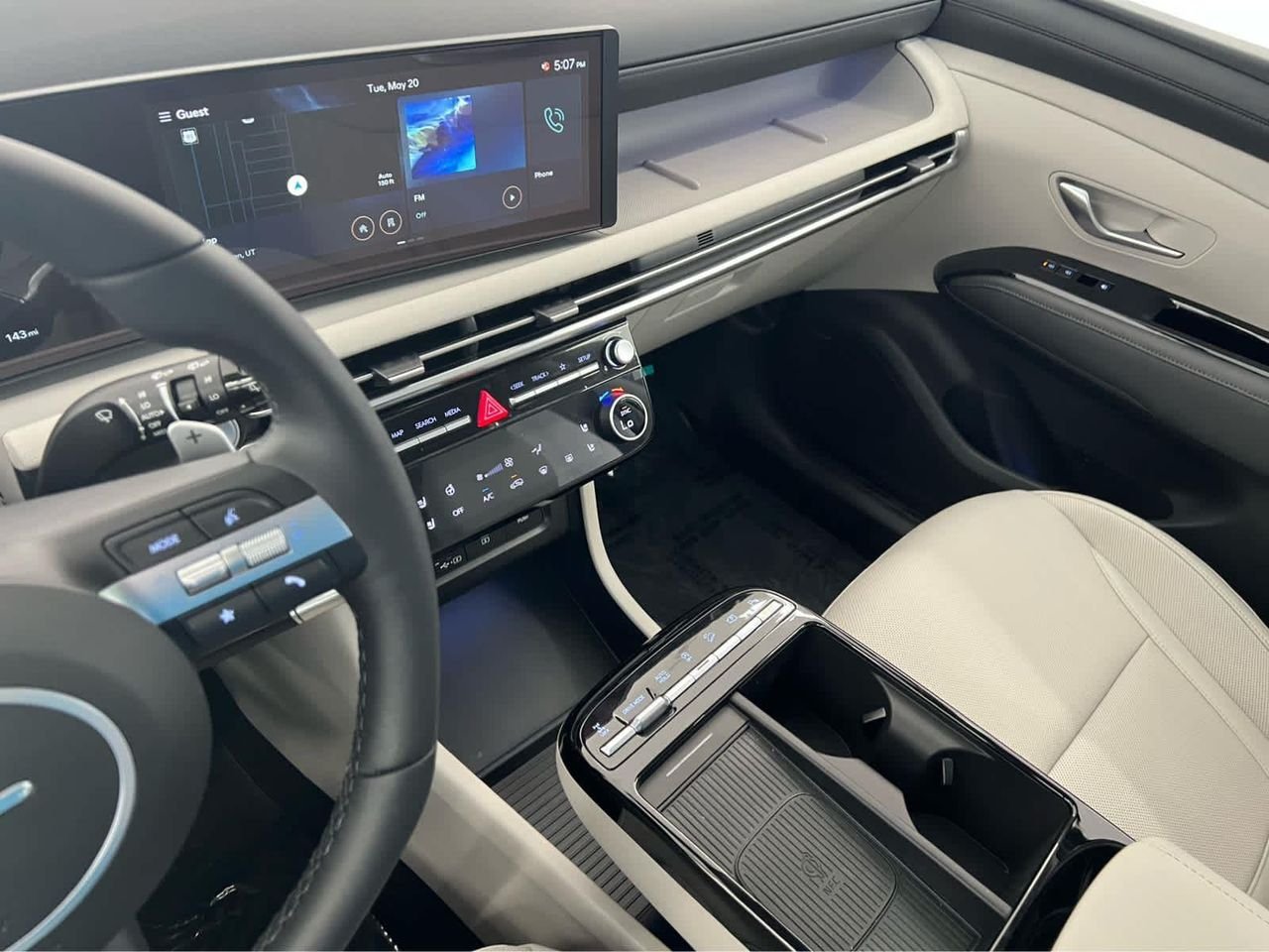 2025 Hyundai Tucson Limited - Photo 21