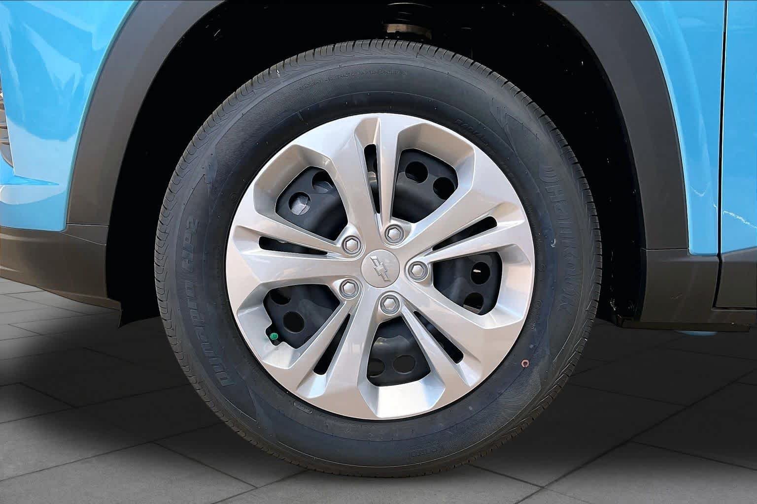 Used 2026 Marina Blue Metallic Chevrolet LS image 10
