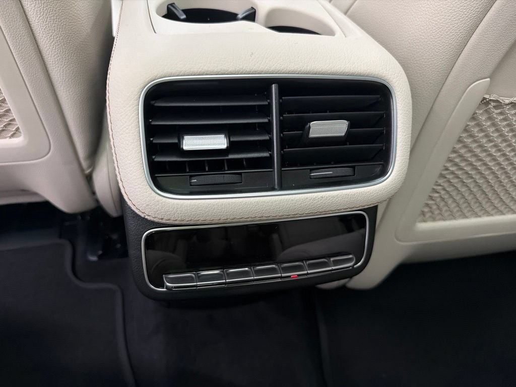 New 2027 Polar White Mercedes-Benz GLS 450 image 103