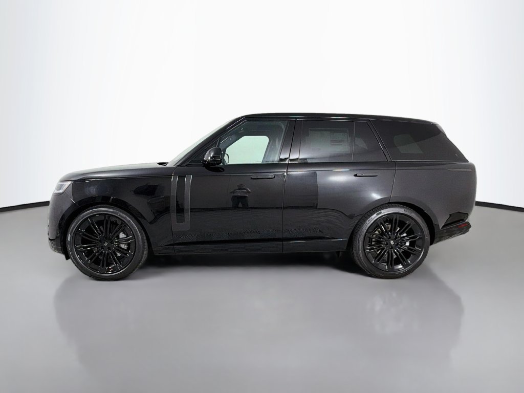 New 2027 Santorini Black Land Rover SE image 8